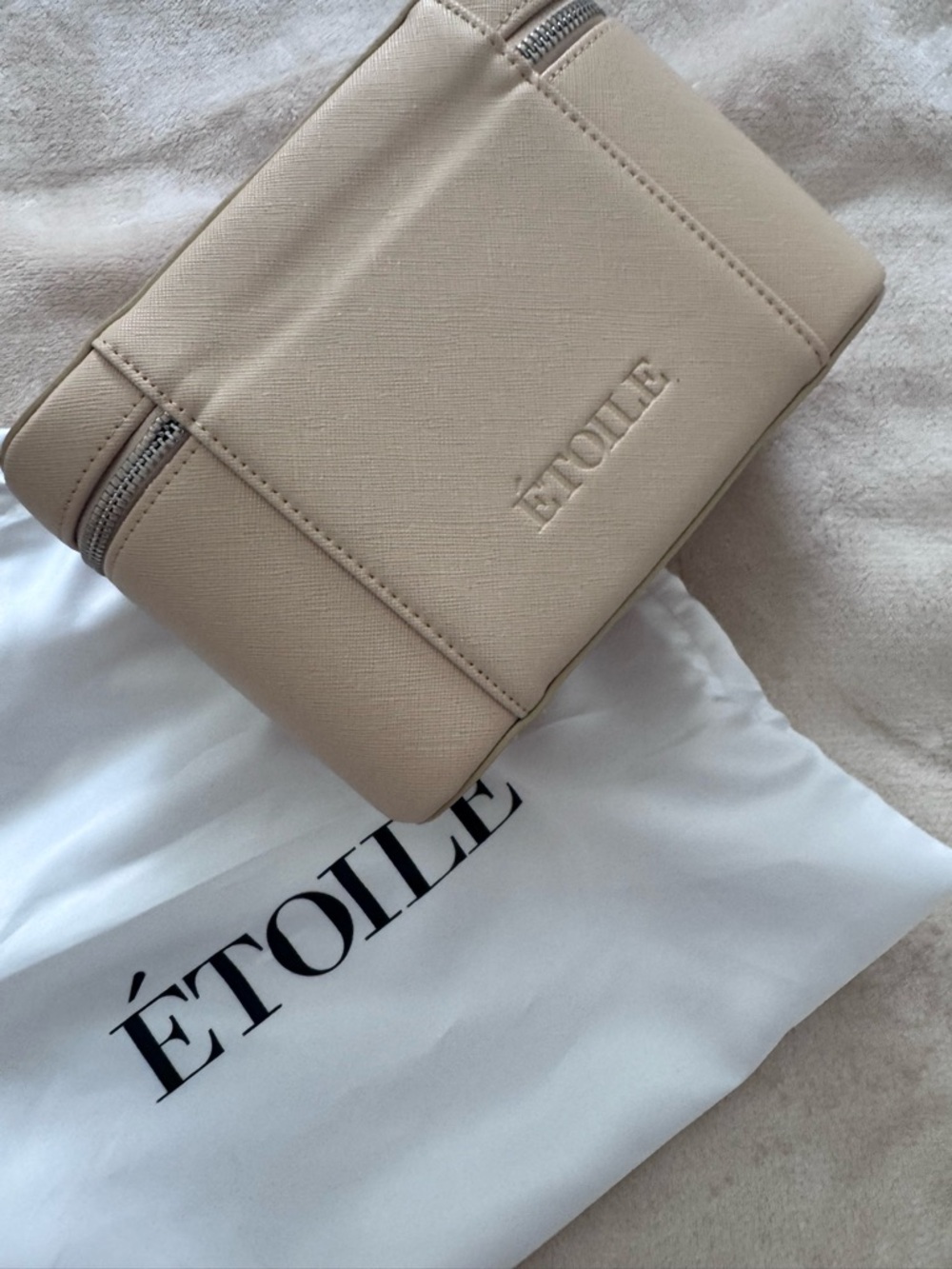 Étoile Beige Structured Cosmetic Case - Neutral Travel Makeup Bag - Picture 6 of 8
